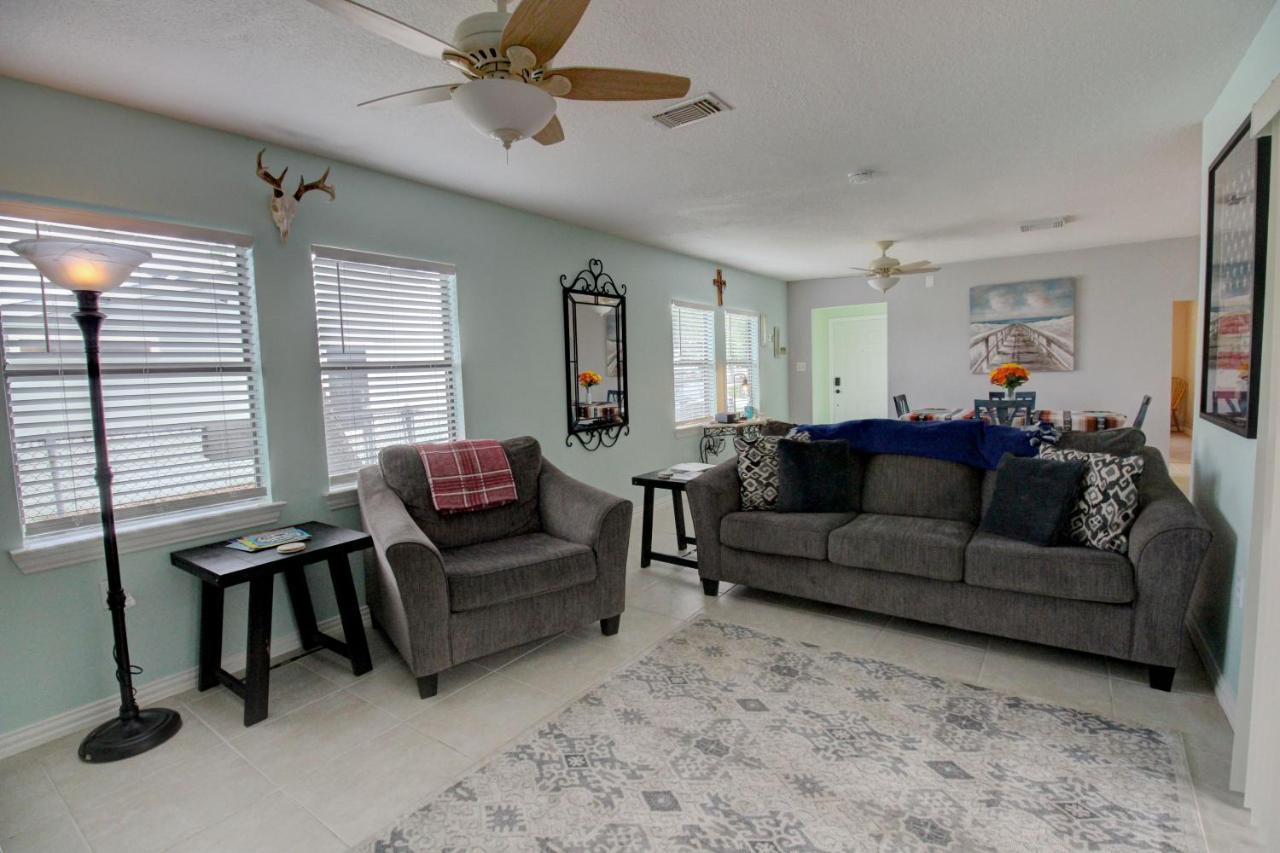 Charming 2Br Near University, Beach & Attractions Galveston Exterior photo