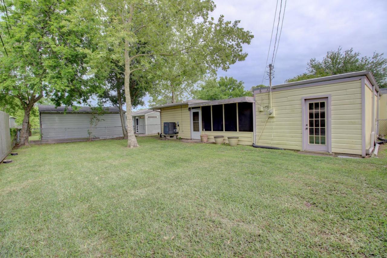 Charming 2Br Near University, Beach & Attractions Galveston Exterior photo