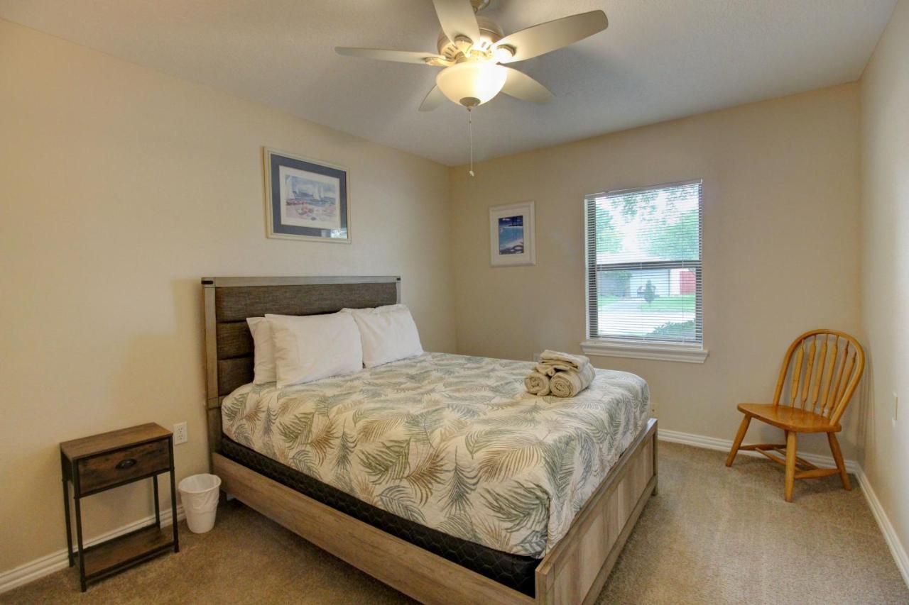 Charming 2Br Near University, Beach & Attractions Galveston Exterior photo